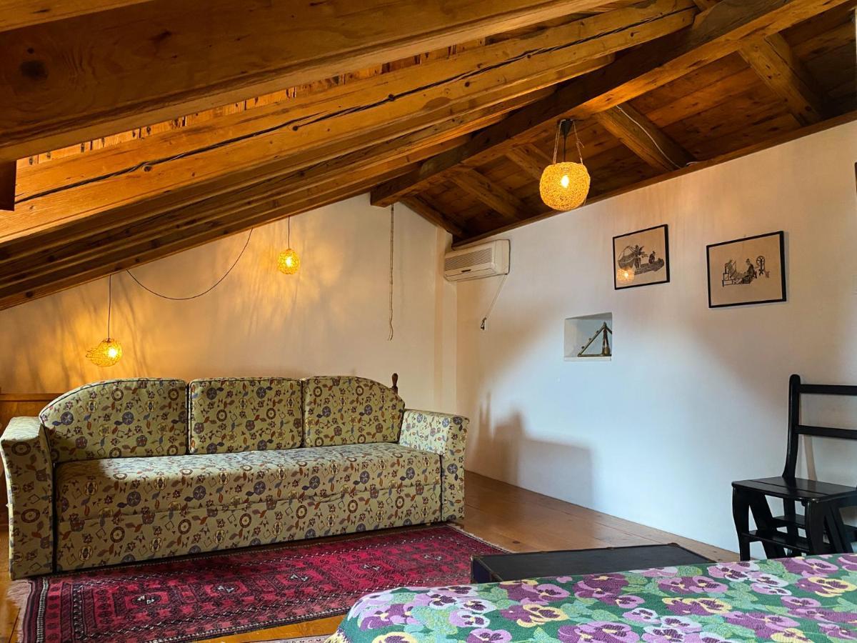 Charming Bohemian House In Perastヴィラ エクステリア 写真