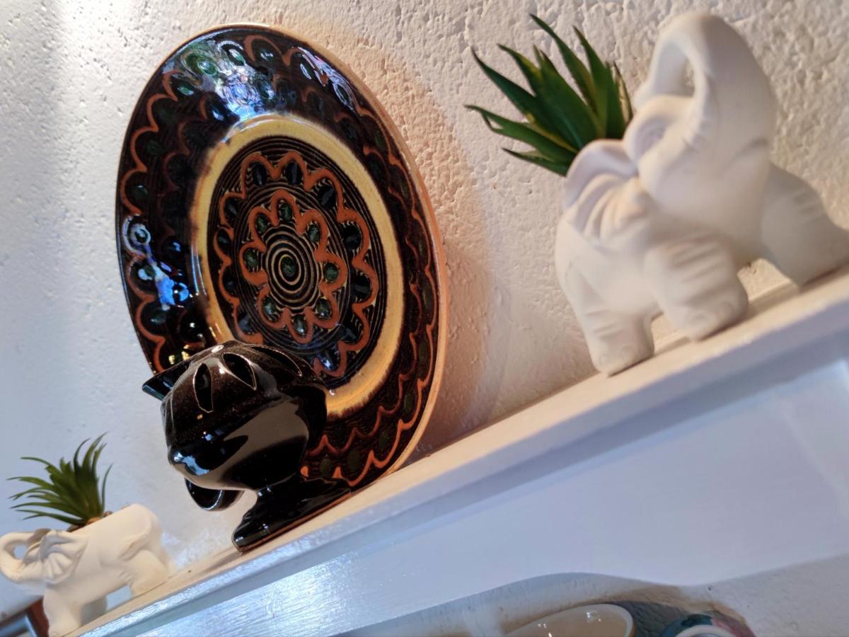 Charming Bohemian House In Perastヴィラ エクステリア 写真