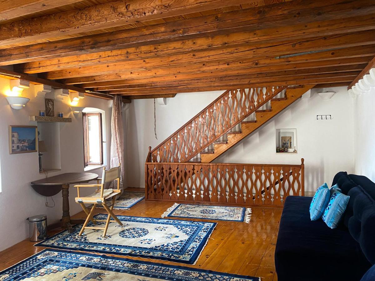 Charming Bohemian House In Perastヴィラ エクステリア 写真