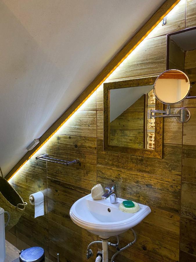 Charming Bohemian House In Perastヴィラ エクステリア 写真