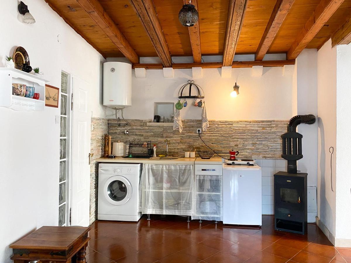 Charming Bohemian House In Perastヴィラ エクステリア 写真