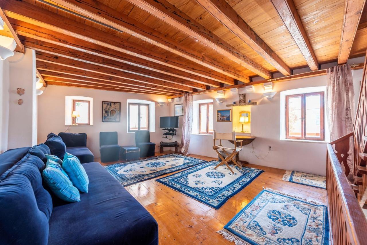 Charming Bohemian House In Perastヴィラ エクステリア 写真