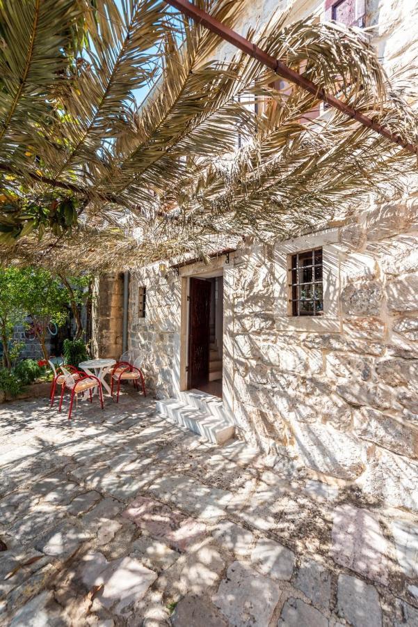 Charming Bohemian House In Perastヴィラ エクステリア 写真