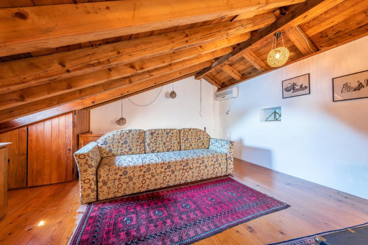 Charming Bohemian House In Perastヴィラ エクステリア 写真