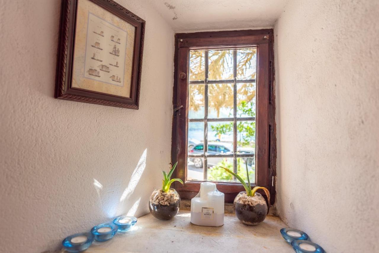 Charming Bohemian House In Perastヴィラ エクステリア 写真