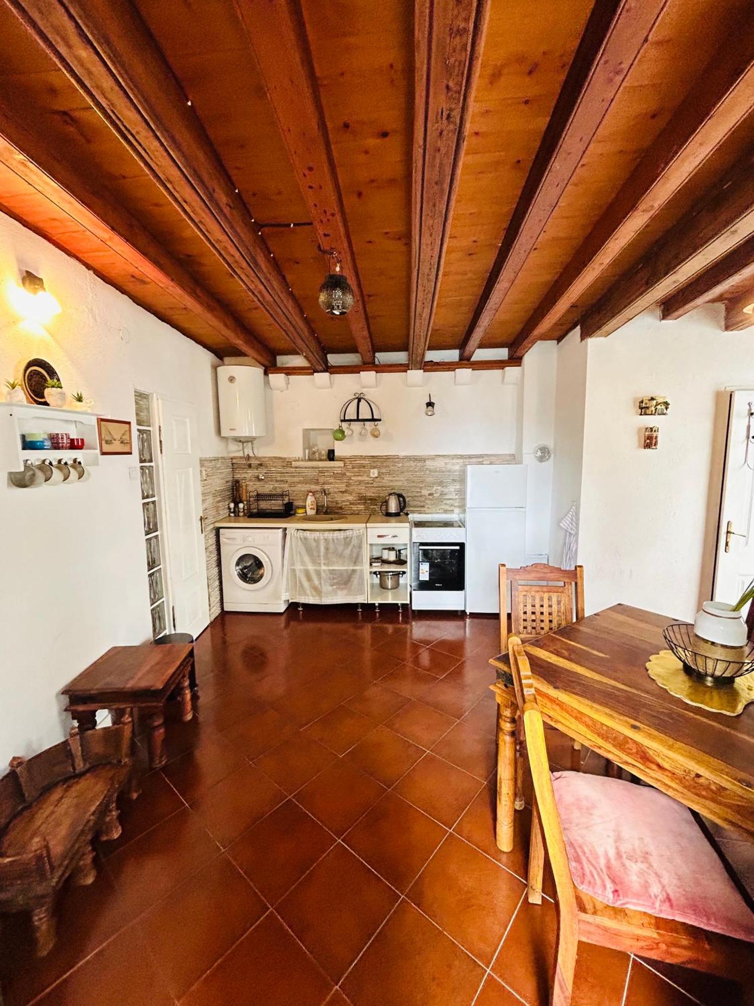 Charming Bohemian House In Perastヴィラ エクステリア 写真
